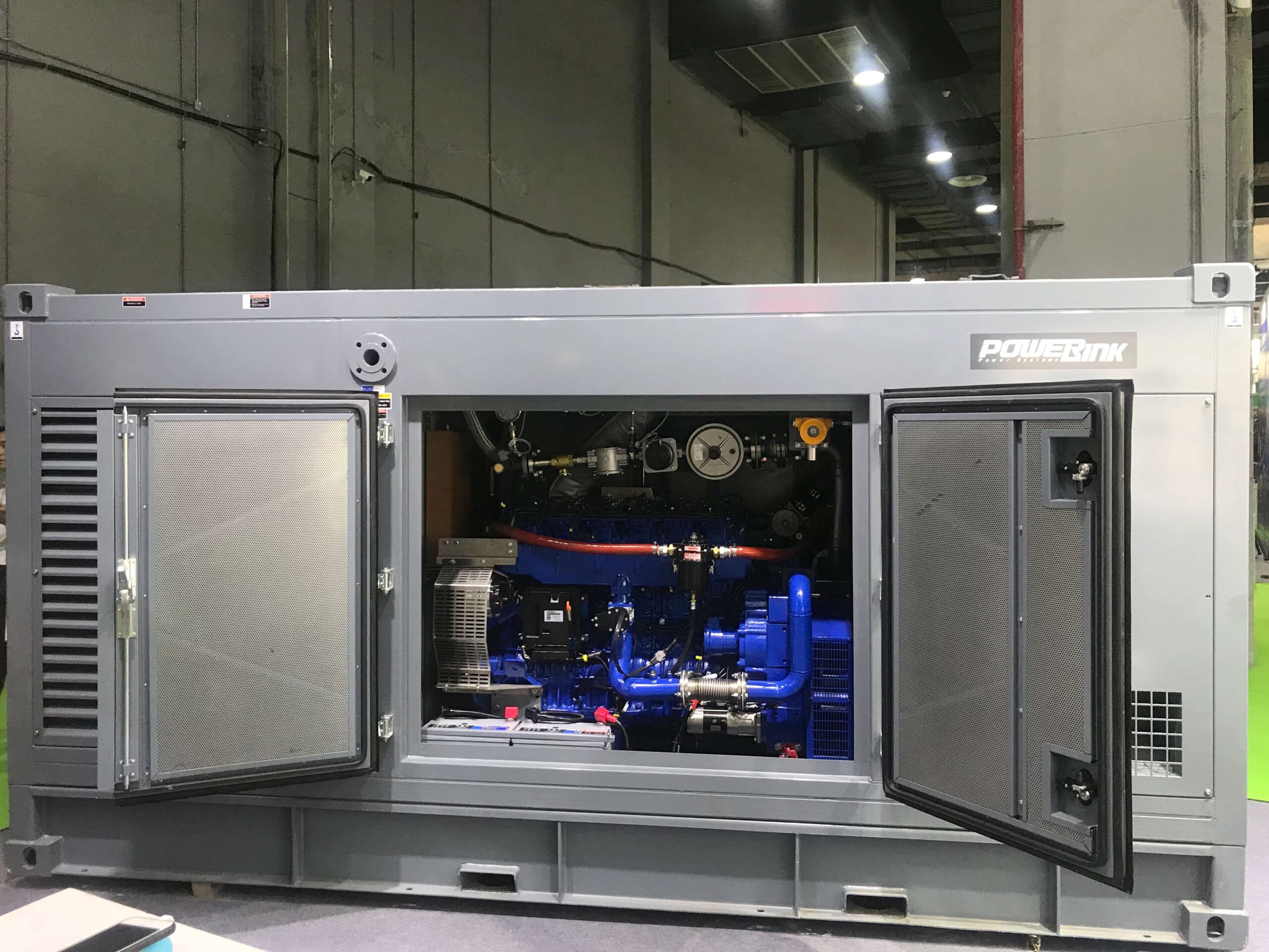 APTT-INVEST-LTD_GXE100MC-NG_Gas_Genset_Mini_Container_6-min