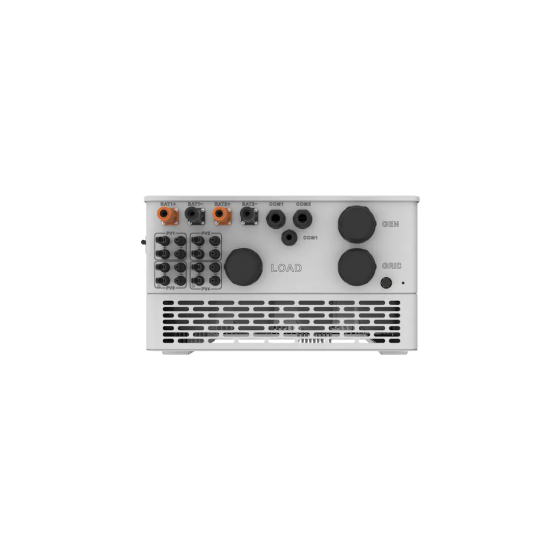 SUN‐50K‐SG01HP3‐EU‐BM4 3 Deye SUN-50K-SG01HP3-EU-BM4 – сучасний трифазний гібридний інвертор має потужність 50000Вт, напругу акумуляторних батарей 160-800В, що зможе забезпечити надійну систему електроживлення. Підтримка трифазного струму надає можливість широкого застосування пристрою.